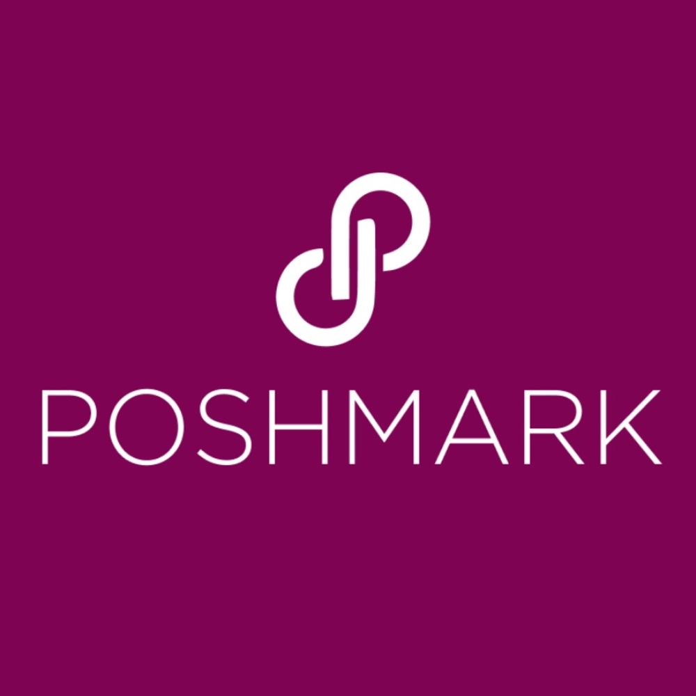 🎟️ $25 POSHMARK GIFT CARD 🎟️
